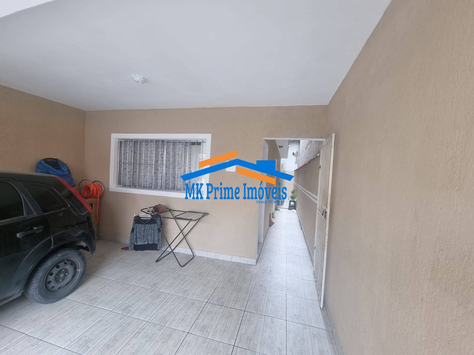 Casa à venda com 4 quartos, 192m² - Foto 1