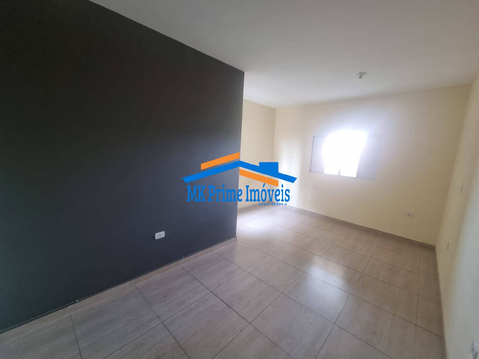 Casa à venda com 4 quartos, 192m² - Foto 4