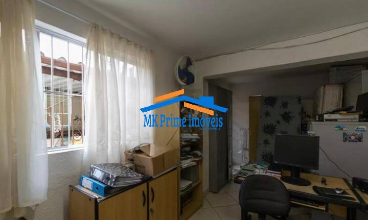 Casa à venda com 4 quartos, 150m² - Foto 17