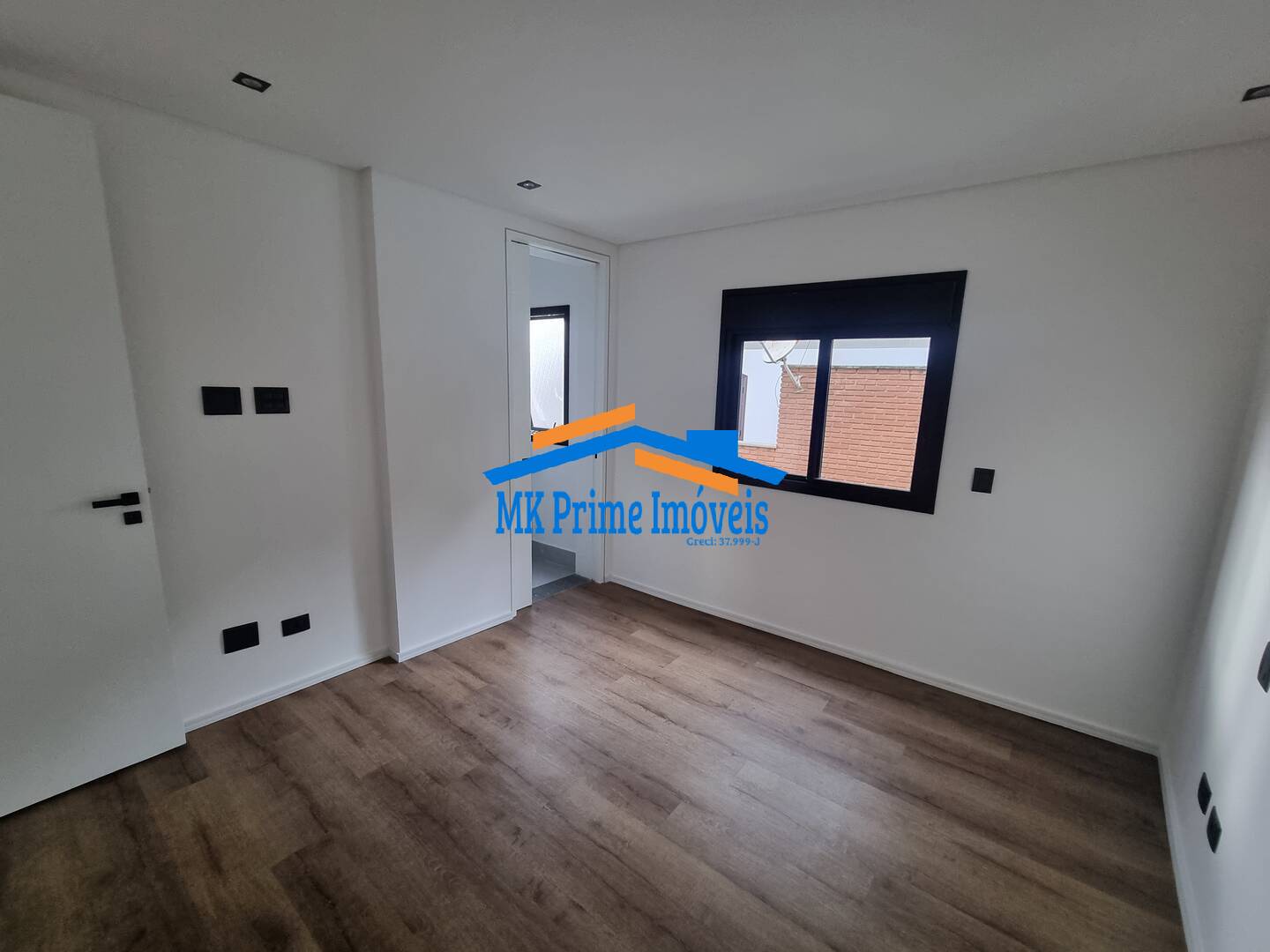 Casa de Condomínio à venda com 4 quartos, 330m² - Foto 19