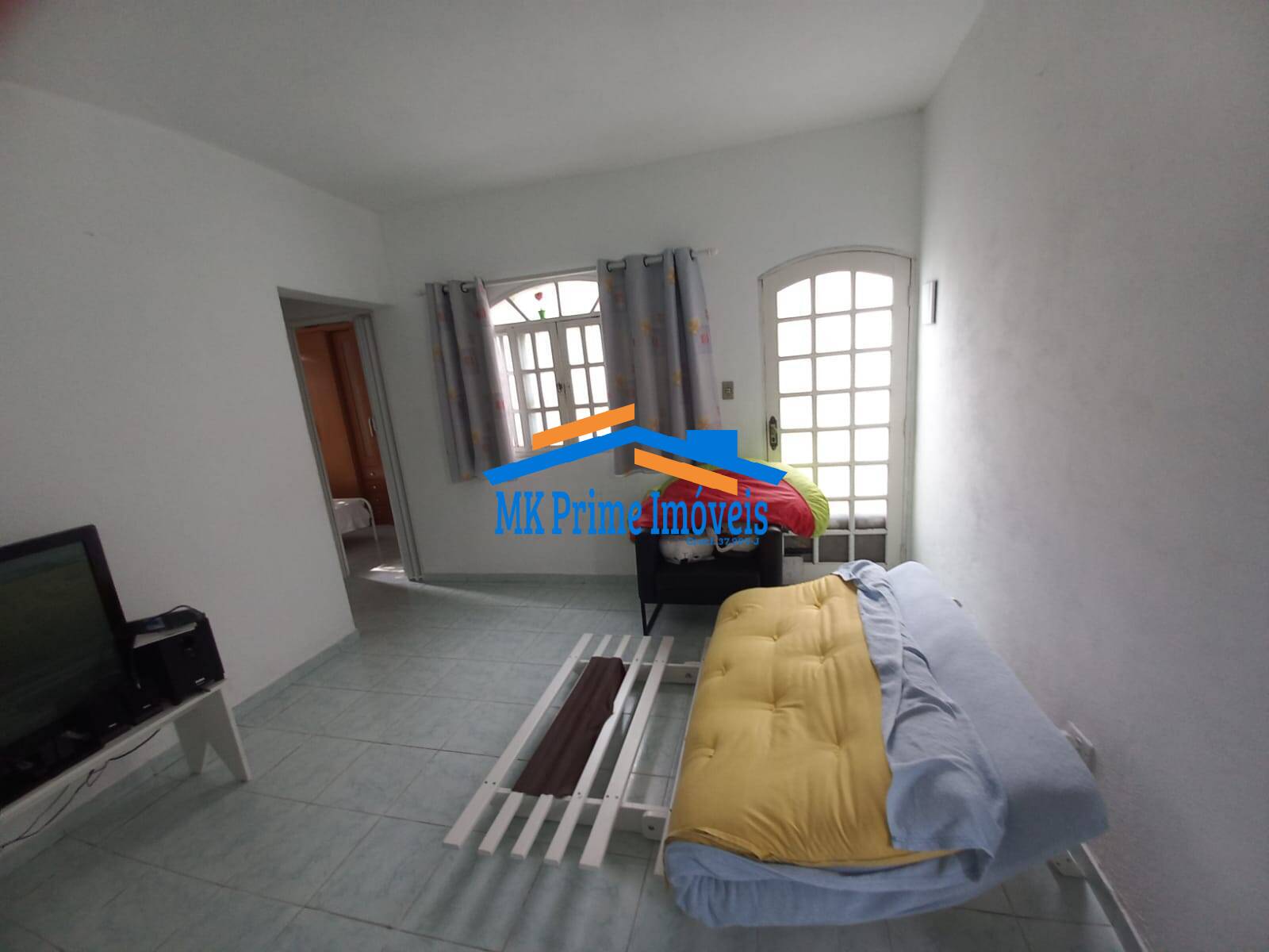 Casa à venda com 2 quartos, 150m² - Foto 8