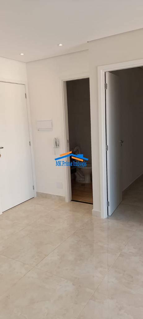 Apartamento à venda com 2 quartos, 41m² - Foto 2