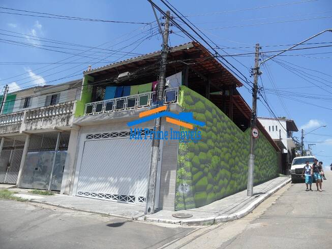 Sobrado à venda com 3 quartos, 220m² - Foto 3