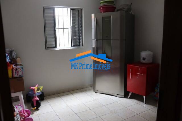 Sobrado à venda com 5 quartos, 200m² - Foto 7