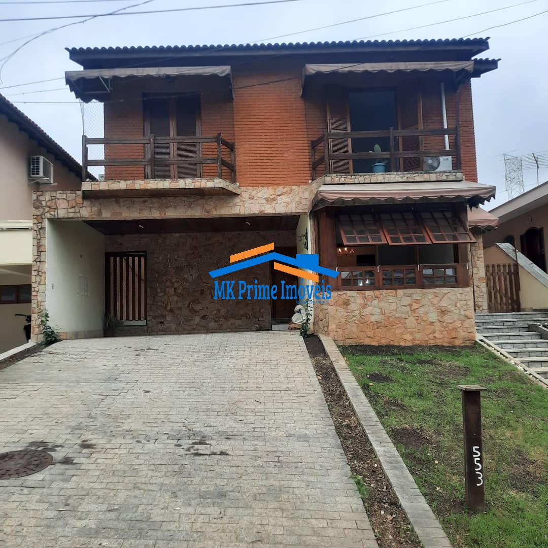 Casa de Condomínio para alugar com 3 quartos, 300m² - Foto 2