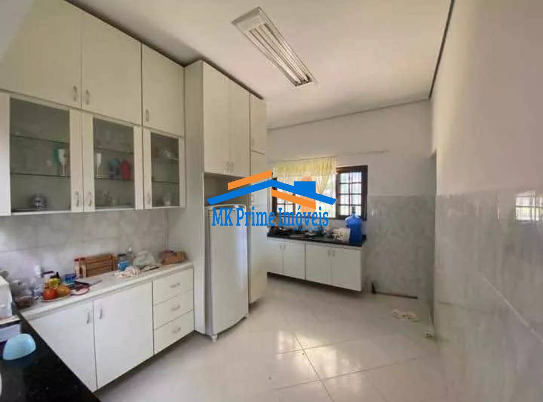 Fazenda à venda com 4 quartos, 600m² - Foto 8