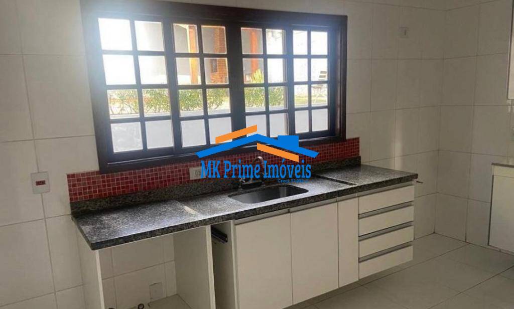 Casa de Condomínio à venda com 3 quartos, 188m² - Foto 11