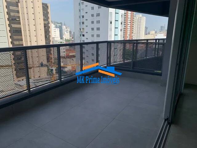 Apartamento à venda com 3 quartos, 121m² - Foto 1