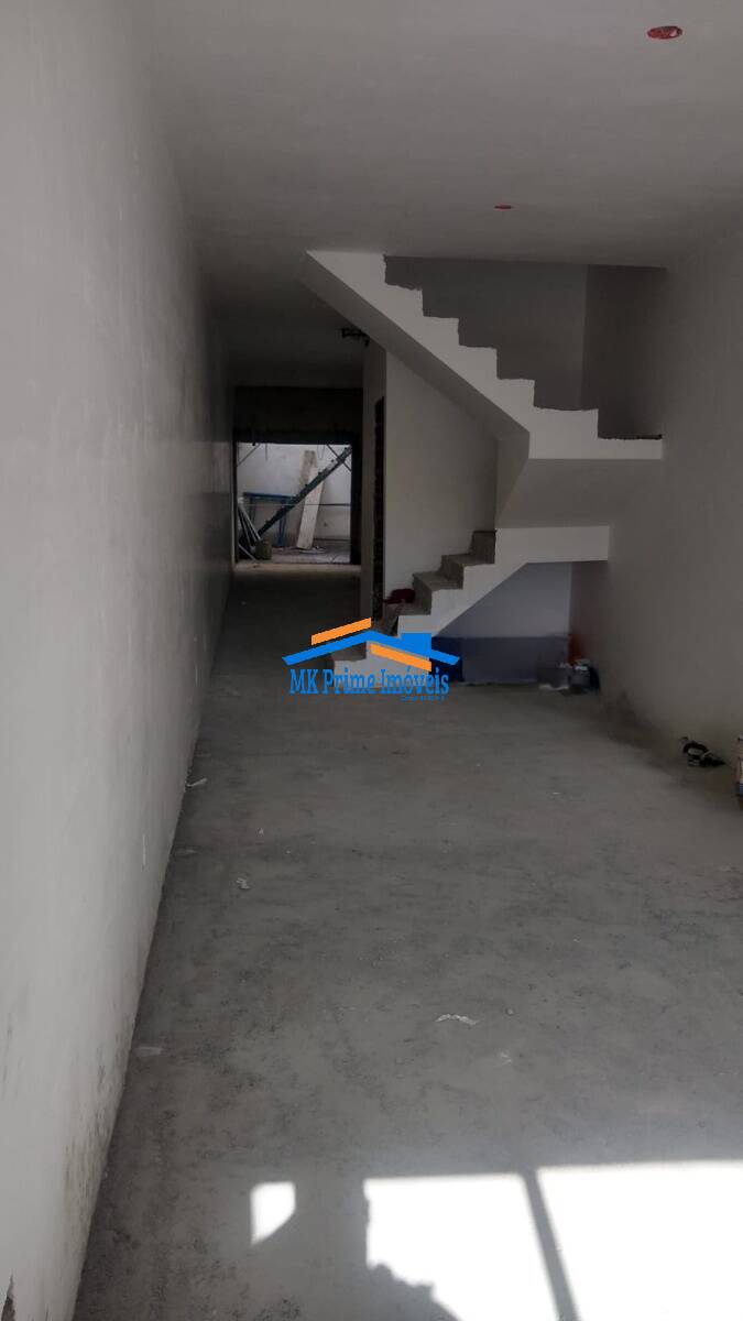 Sobrado à venda com 3 quartos, 230m² - Foto 5