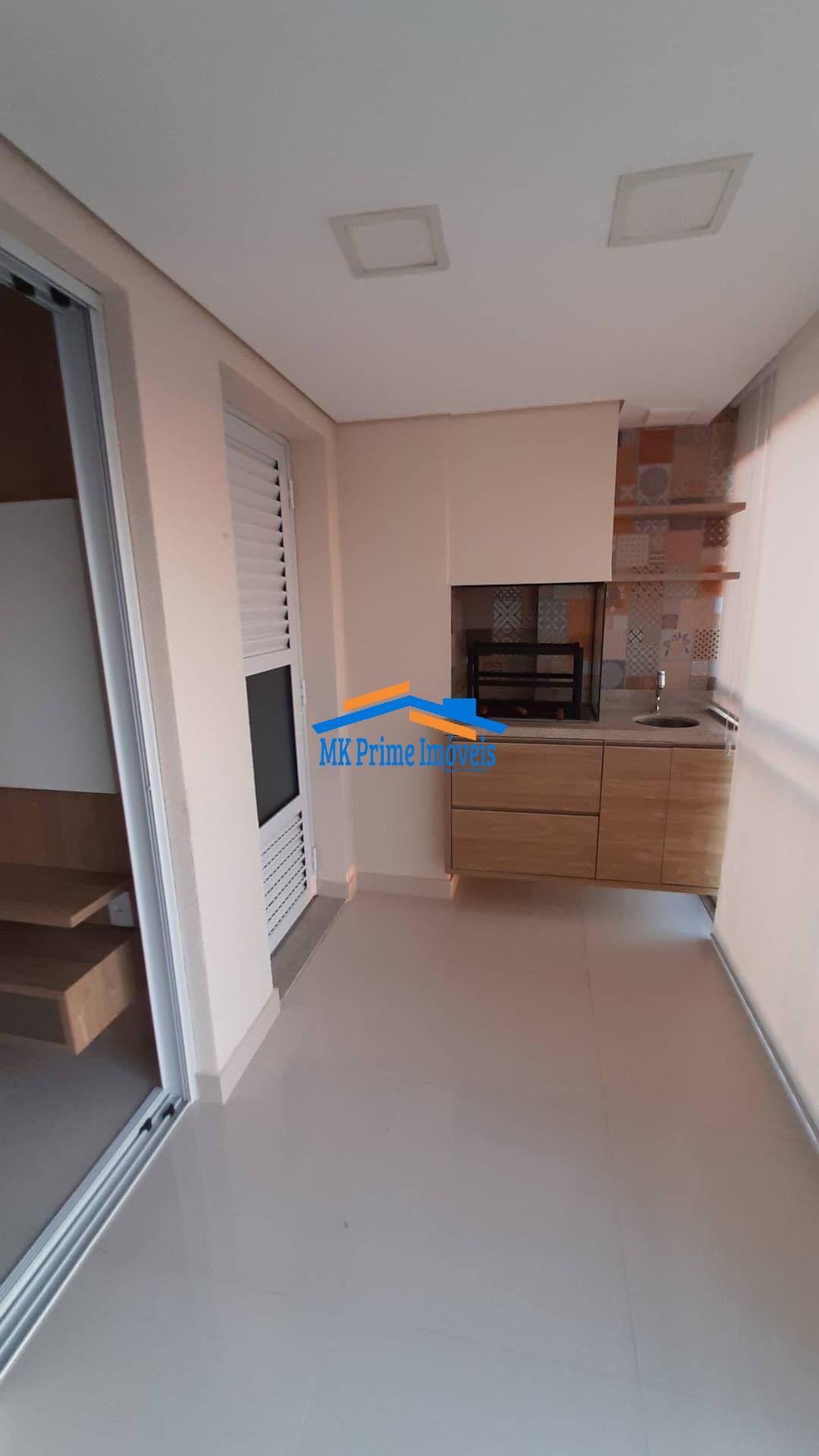 Apartamento à venda com 2 quartos, 64m² - Foto 13