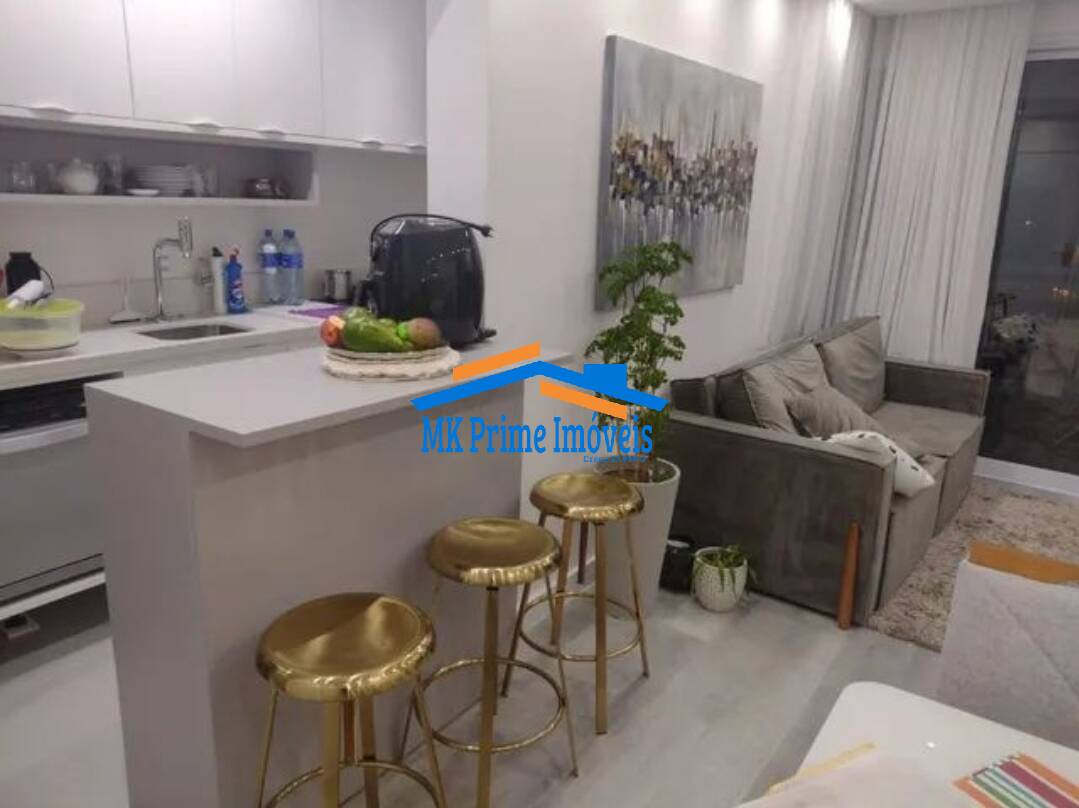 Apartamento à venda com 2 quartos, 70m² - Foto 2