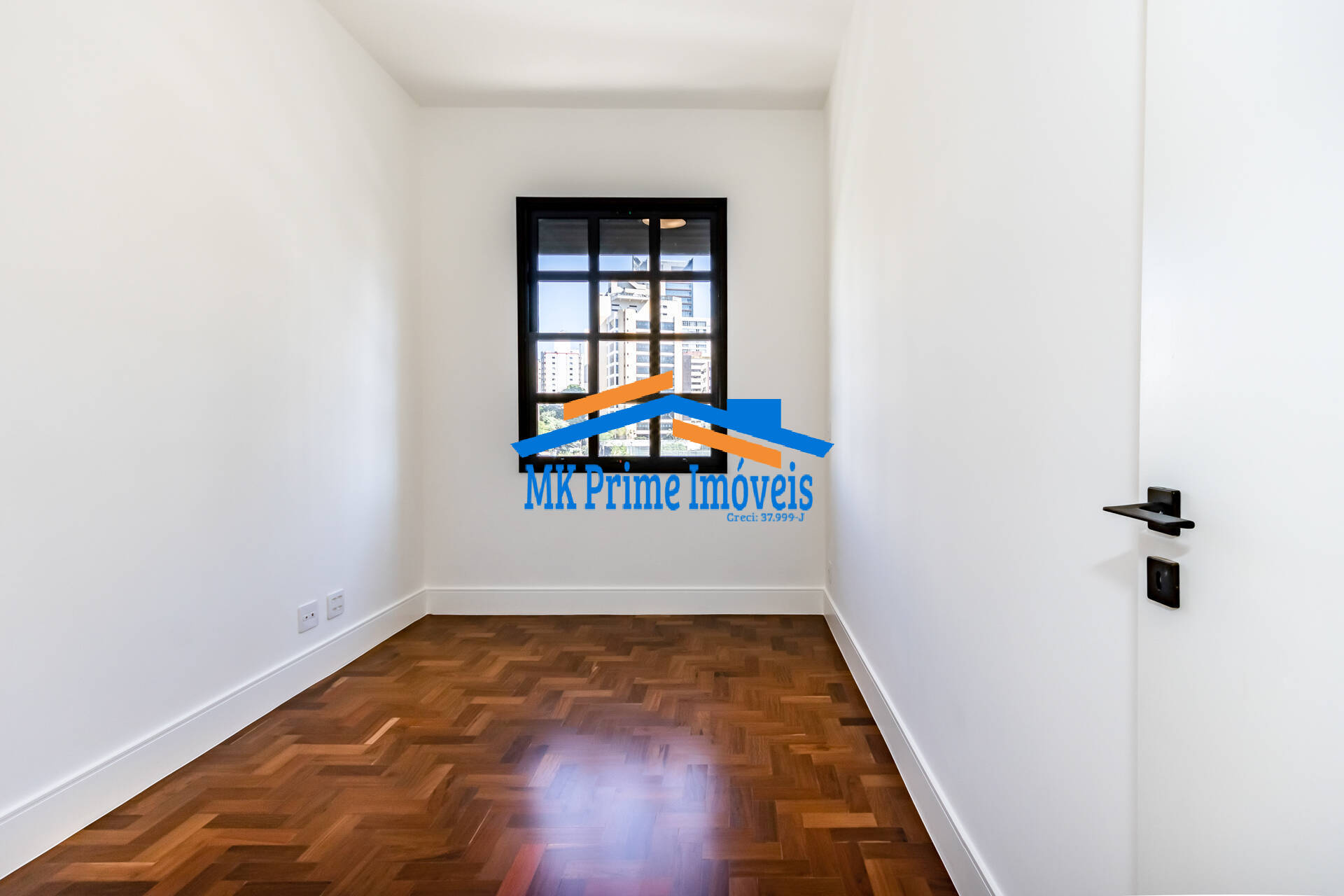 Apartamento à venda com 3 quartos, 212m² - Foto 30