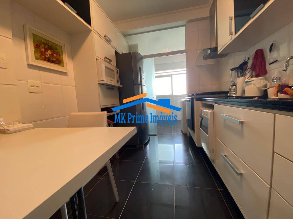 Apartamento à venda com 3 quartos, 113m² - Foto 18