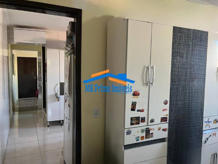 Casa à venda com 5 quartos, 180m² - Foto 22