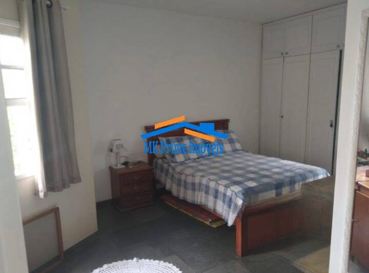 Sobrado à venda com 4 quartos, 200m² - Foto 8