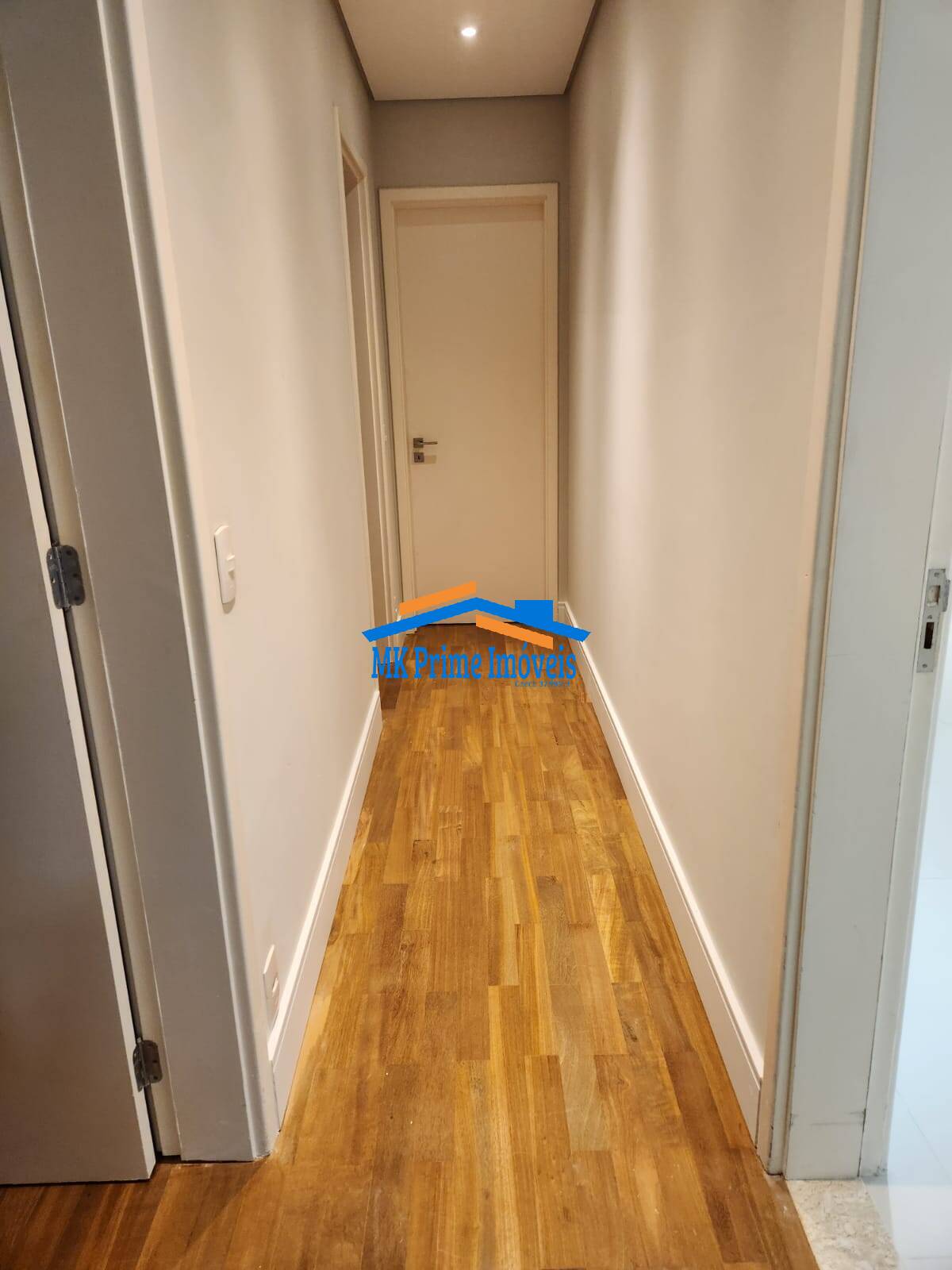 Apartamento à venda com 4 quartos, 255m² - Foto 6