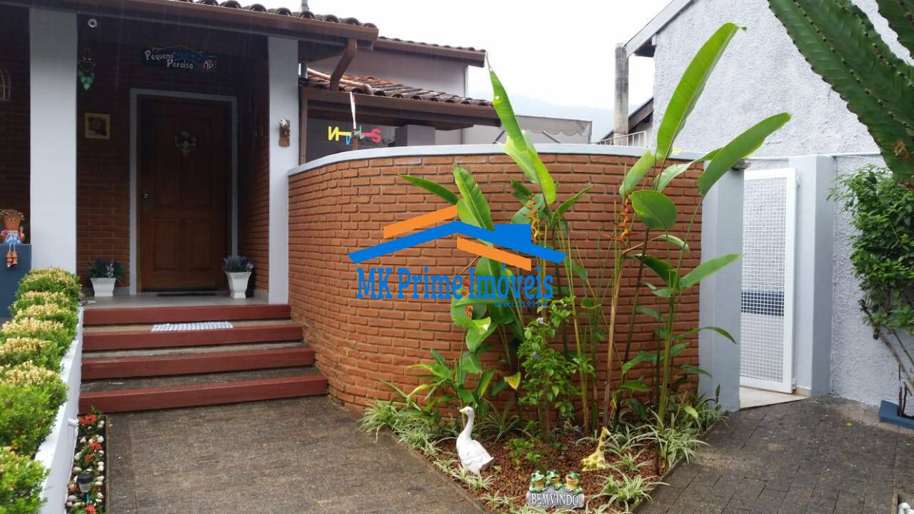 Sobrado à venda com 4 quartos, 430m² - Foto 1