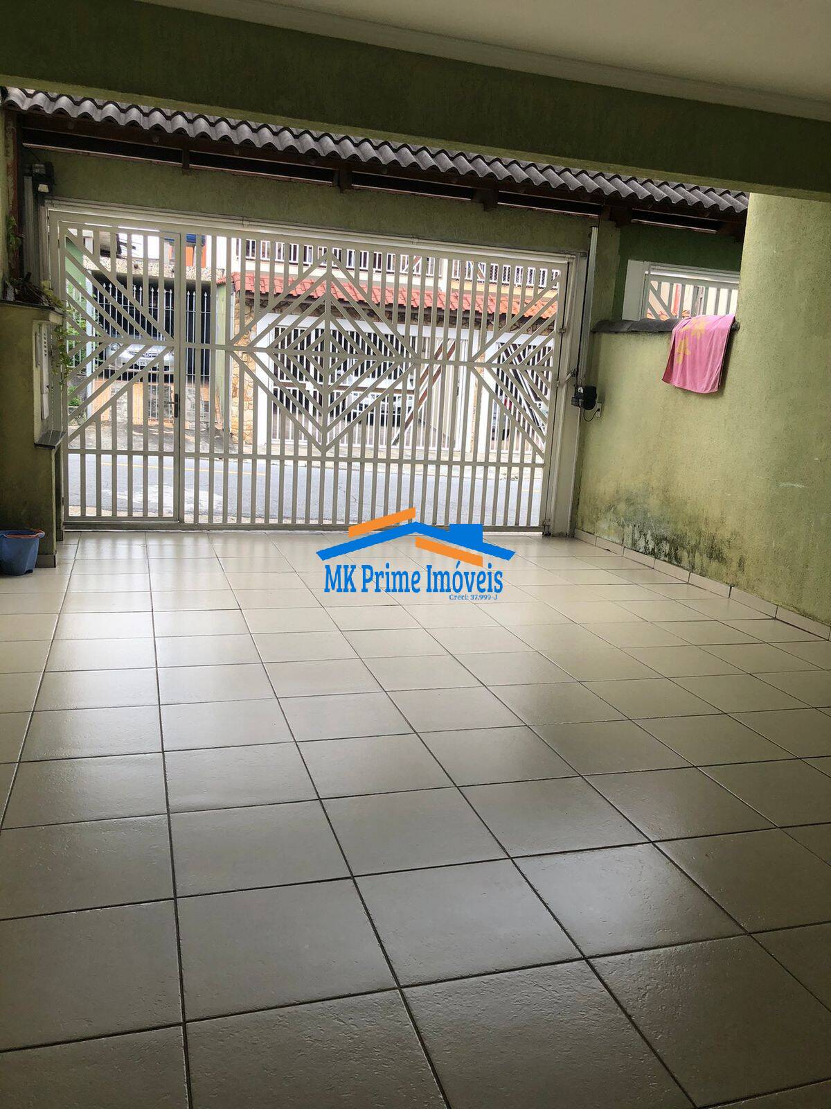 Sobrado à venda com 4 quartos, 170m² - Foto 1