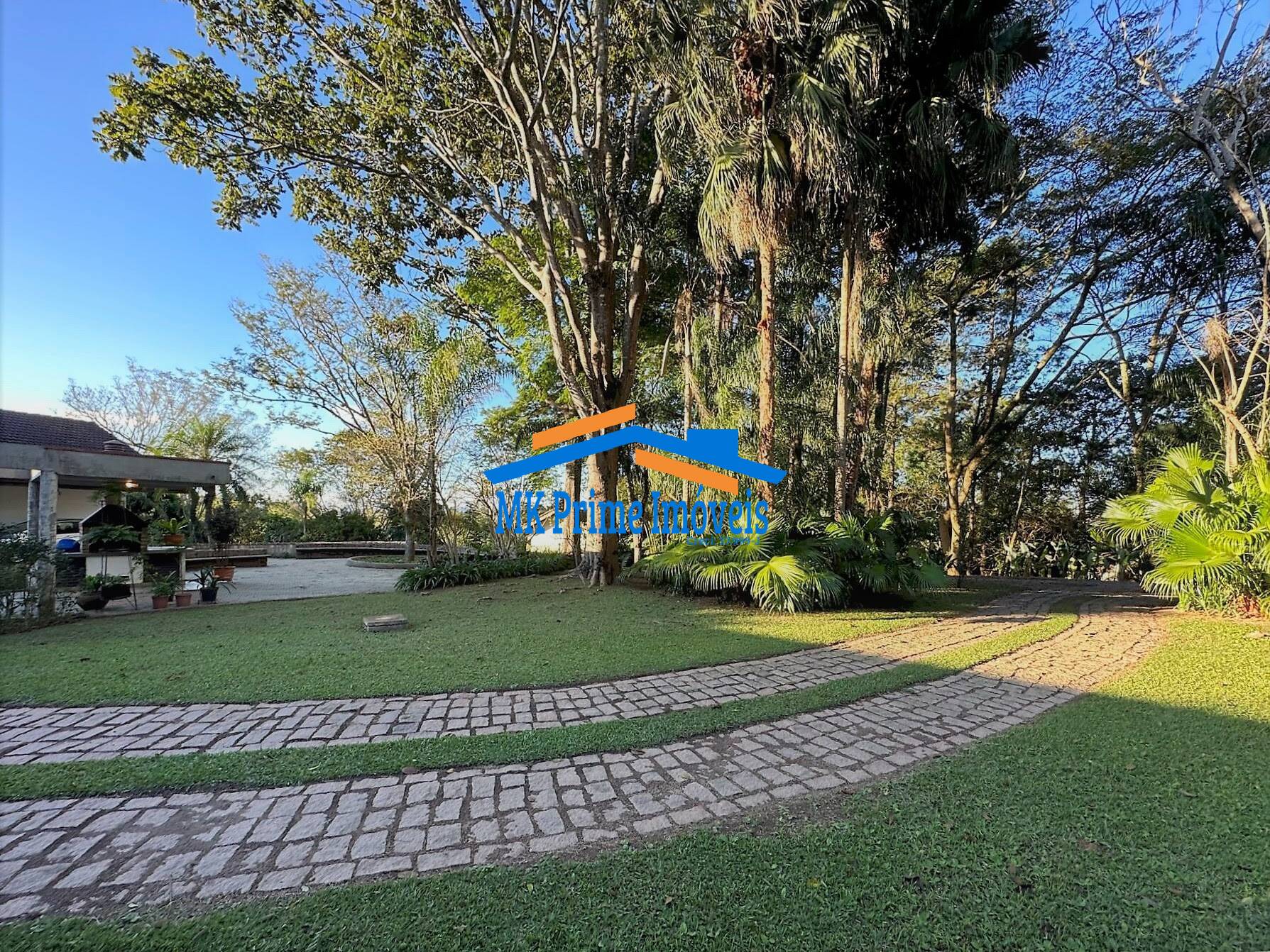 Casa de Condomínio à venda com 3 quartos, 434m² - Foto 3