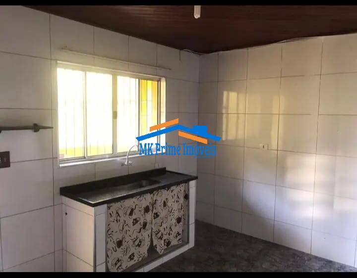 Casa à venda com 2 quartos, 140m² - Foto 8