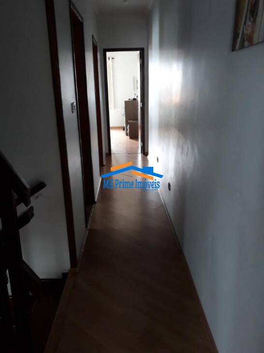 Sobrado à venda com 3 quartos, 240m² - Foto 19