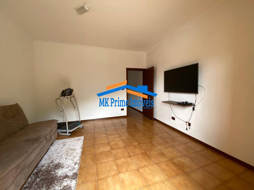 Casa à venda com 6 quartos, 250m² - Foto 20