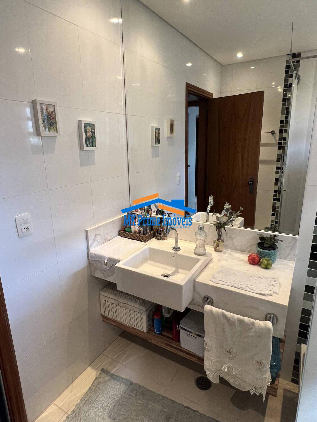 Sobrado à venda com 3 quartos, 219m² - Foto 9