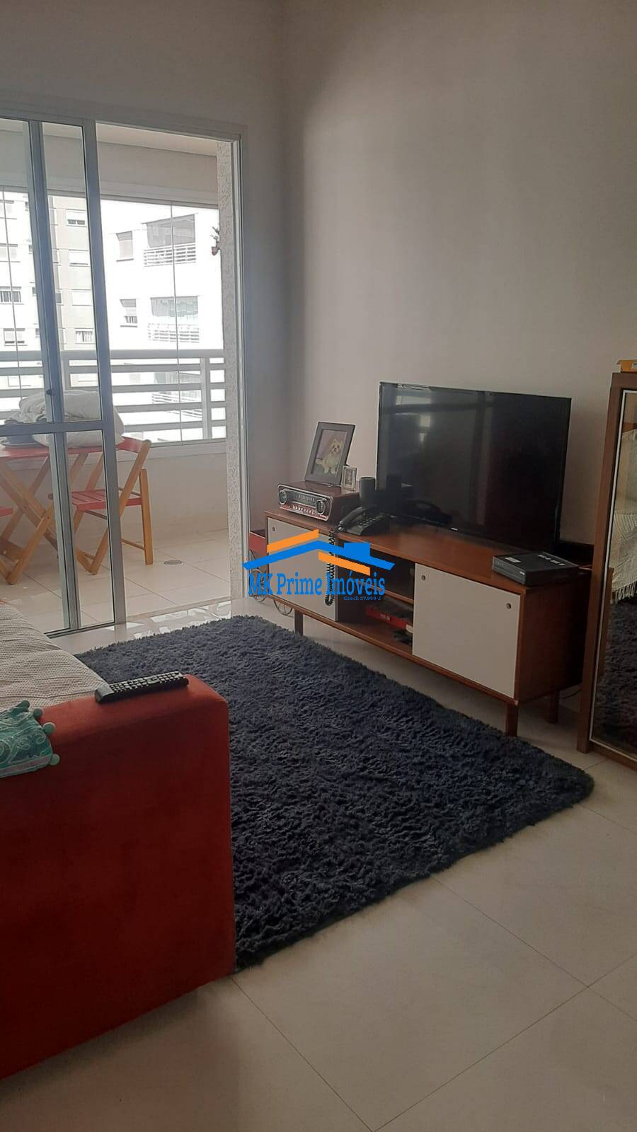 Apartamento à venda com 2 quartos, 70m² - Foto 4