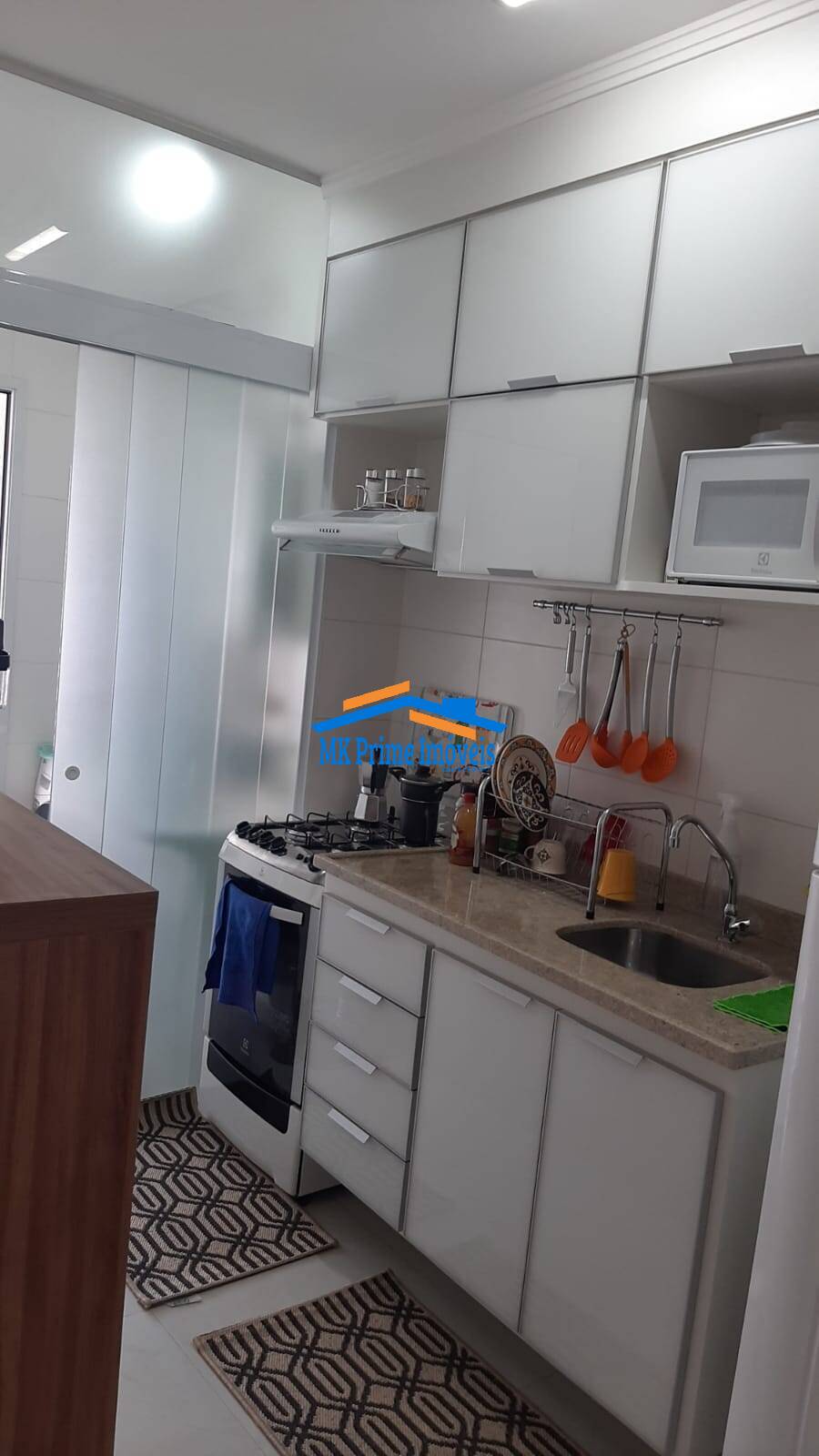 Apartamento à venda com 2 quartos, 70m² - Foto 35