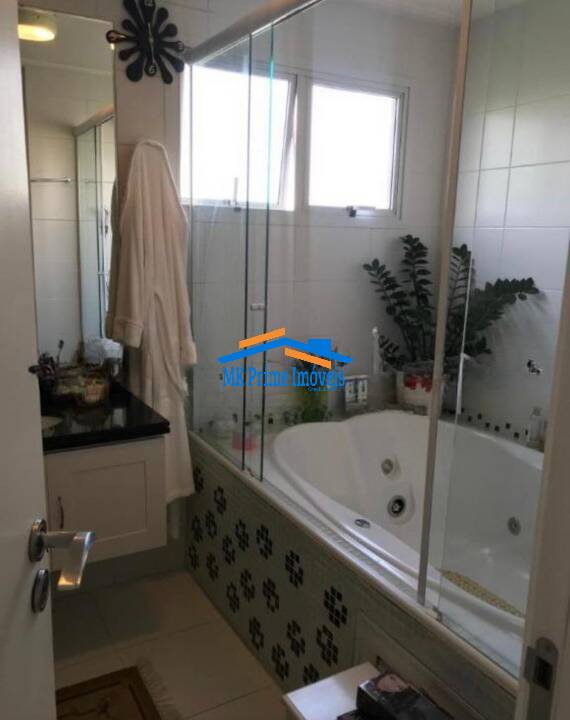 Apartamento à venda com 4 quartos, 227m² - Foto 24