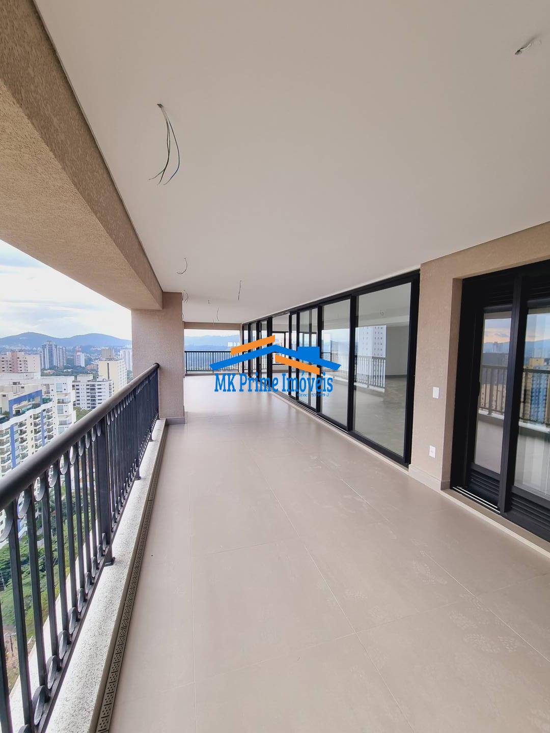 Apartamento à venda com 4 quartos, 360m² - Foto 9