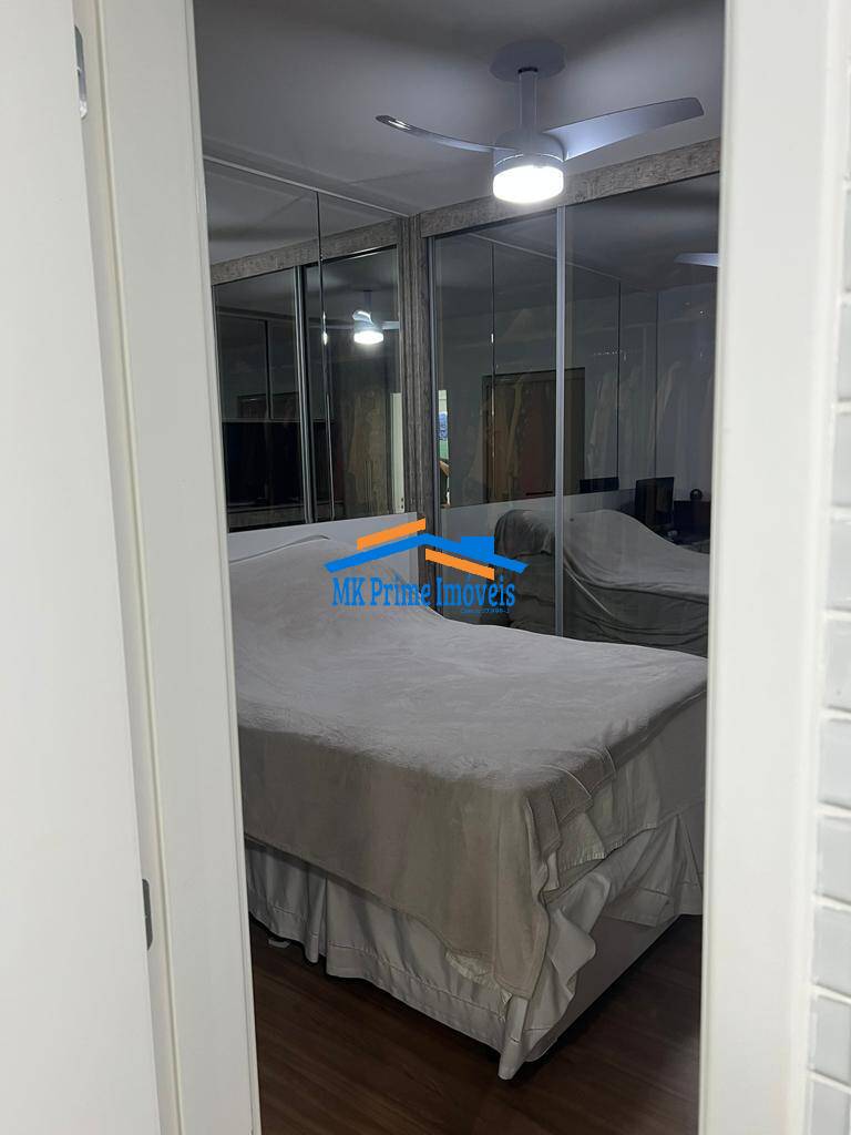 Apartamento à venda com 2 quartos, 70m² - Foto 13