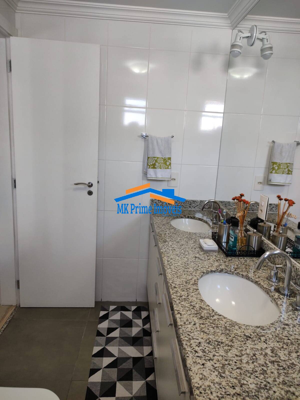 Apartamento à venda com 3 quartos, 118m² - Foto 15