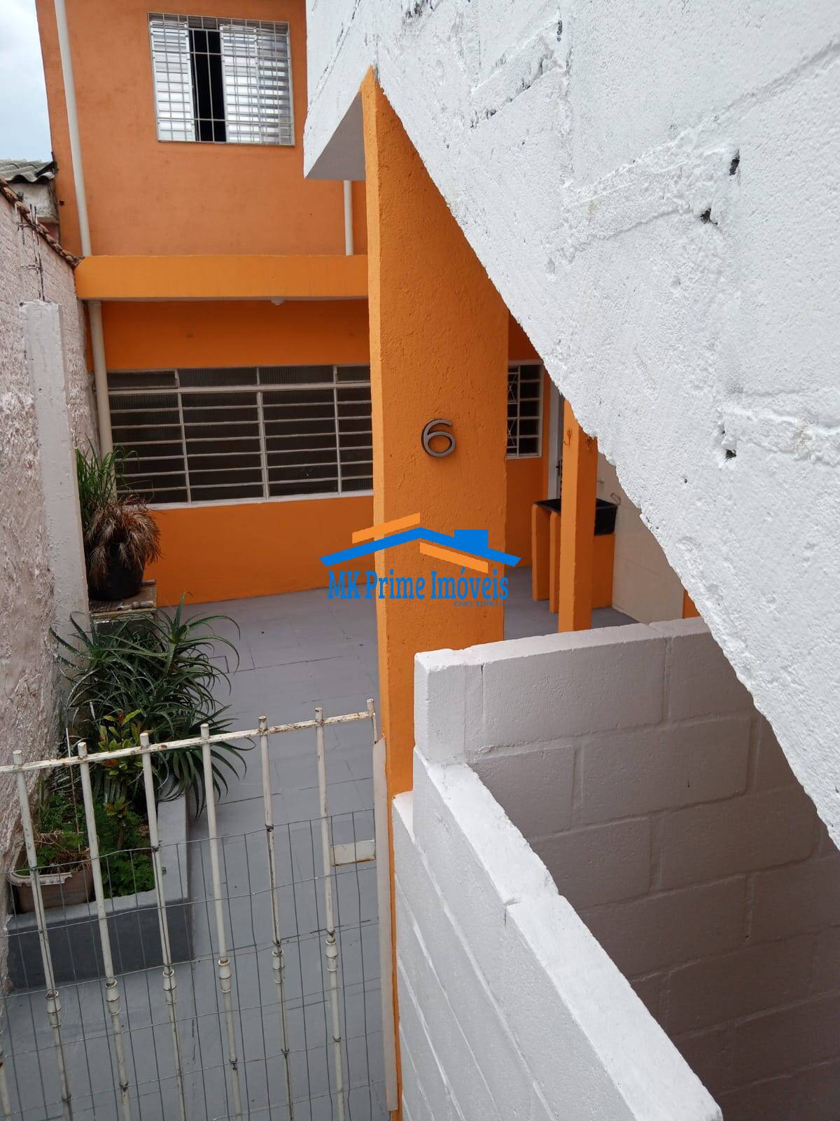 Casa à venda com 6 quartos, 332m² - Foto 2