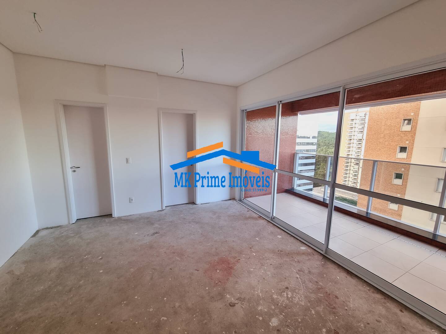 Apartamento à venda com 1 quarto, 55m² - Foto 1