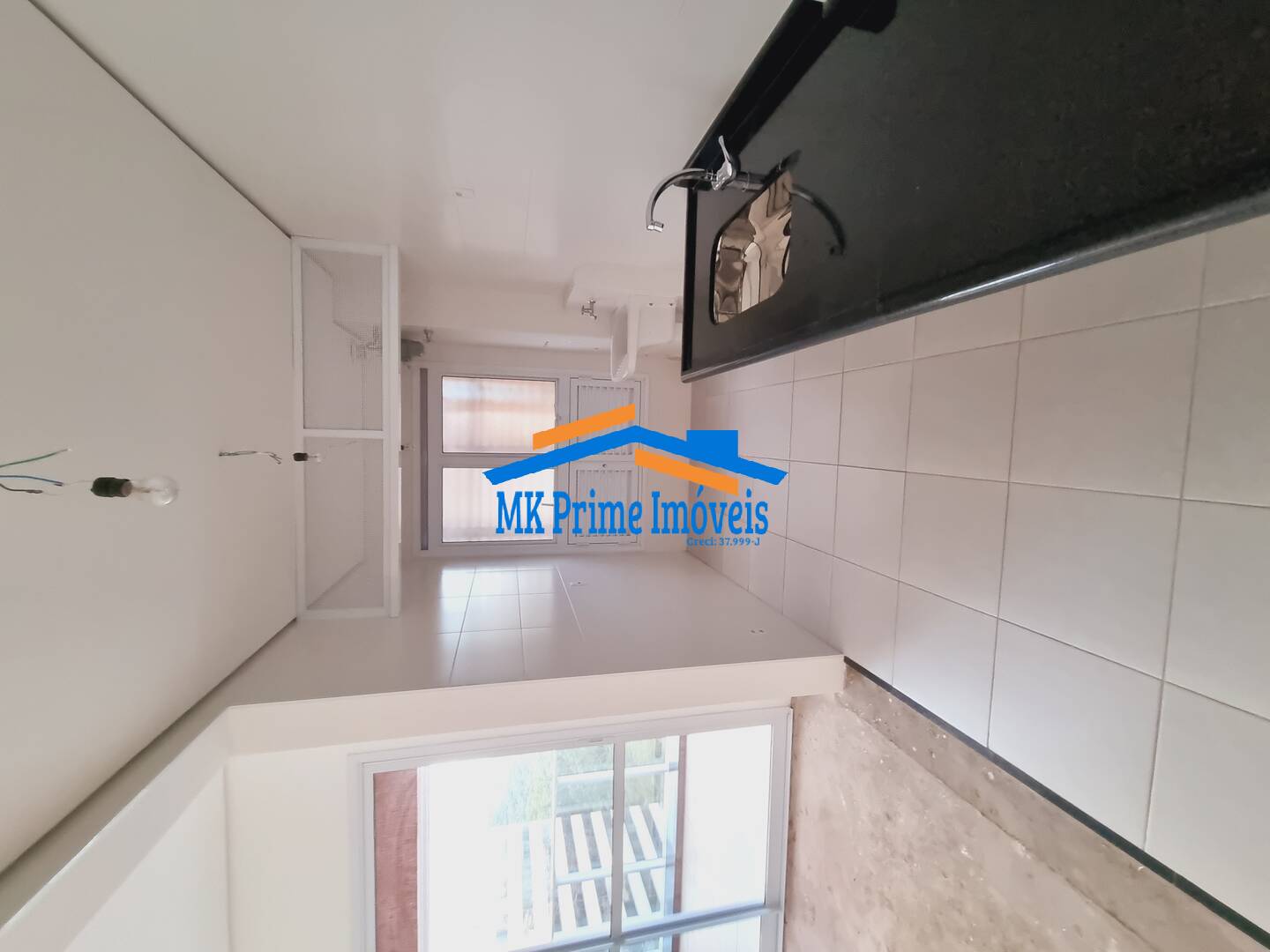 Apartamento à venda com 1 quarto, 55m² - Foto 6