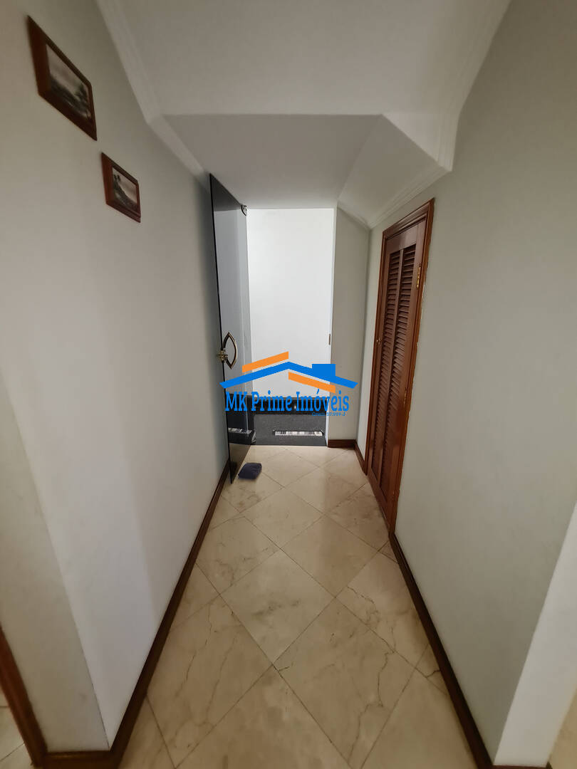 Sobrado à venda com 4 quartos, 510m² - Foto 35