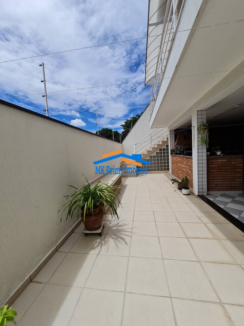 Sobrado à venda com 4 quartos, 510m² - Foto 44