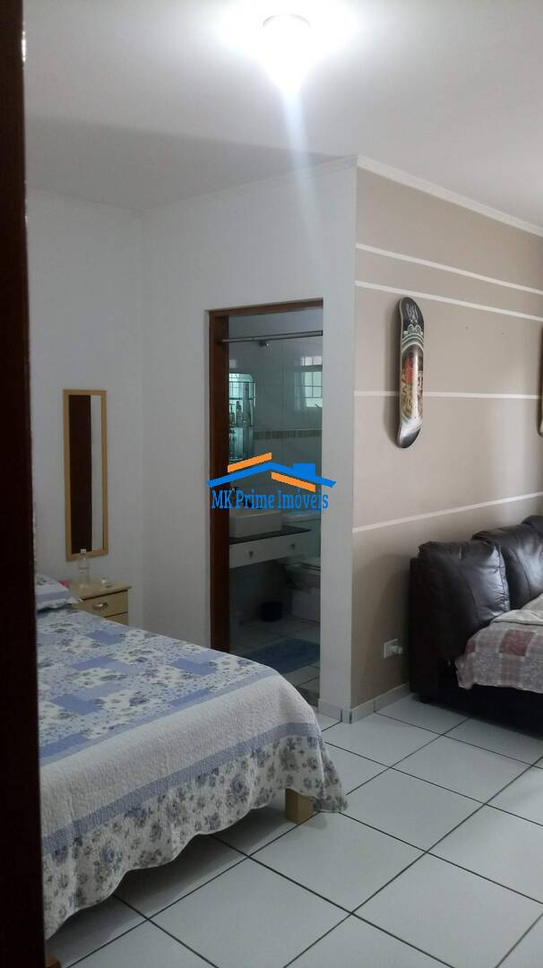 Sobrado à venda com 3 quartos, 276m² - Foto 8