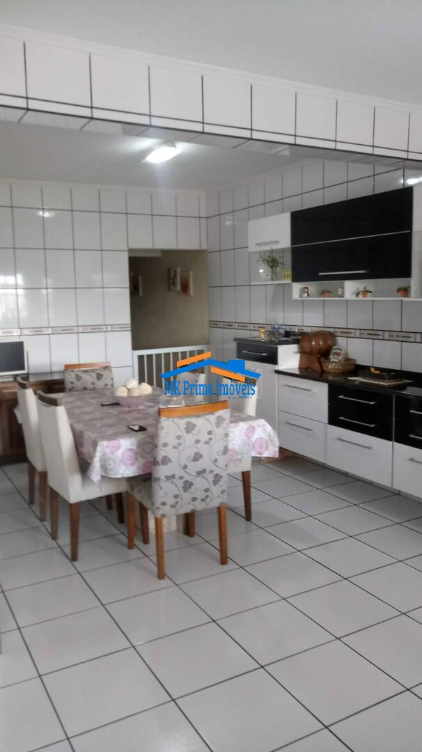 Sobrado à venda com 3 quartos, 276m² - Foto 6