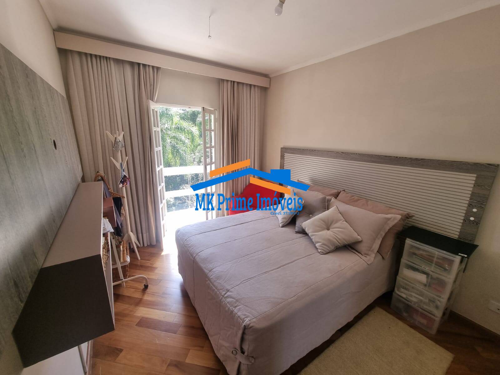 Casa de Condomínio à venda com 3 quartos, 300m² - Foto 15