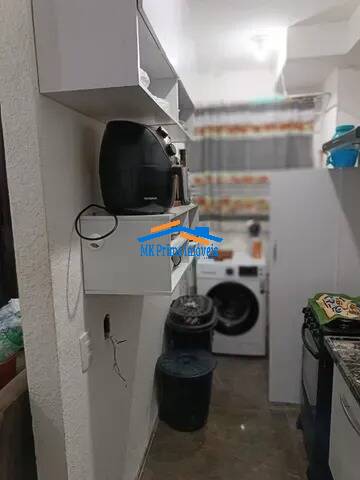 Apartamento à venda com 2 quartos, 41m² - Foto 14