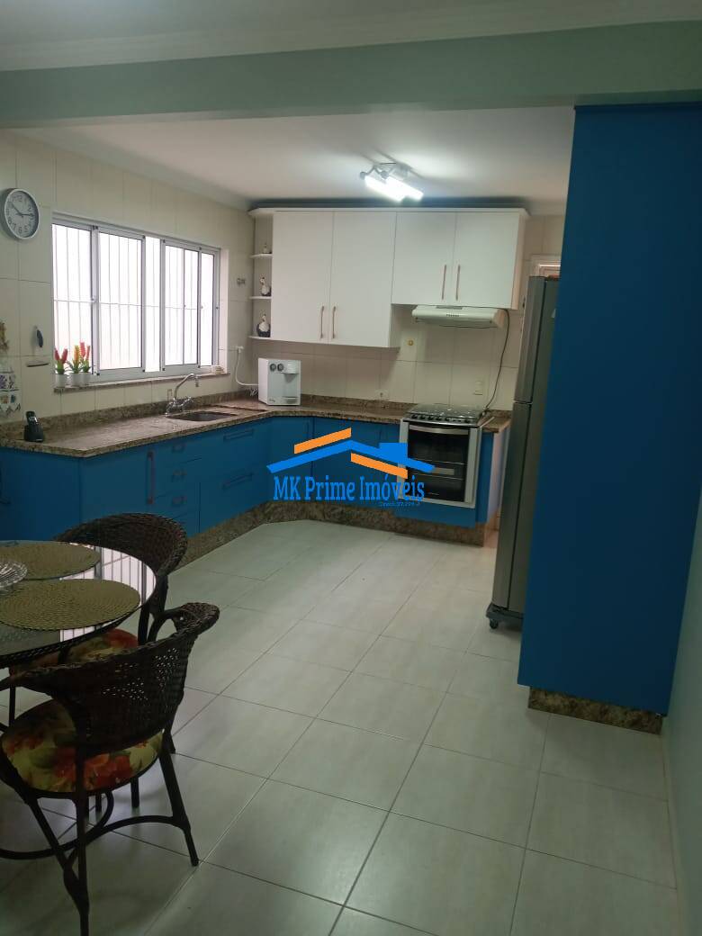 Sobrado à venda com 3 quartos, 159m² - Foto 10