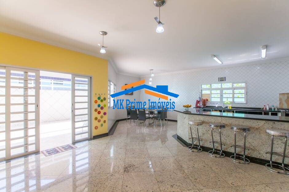 Casa de Condomínio à venda com 4 quartos, 600m² - Foto 12