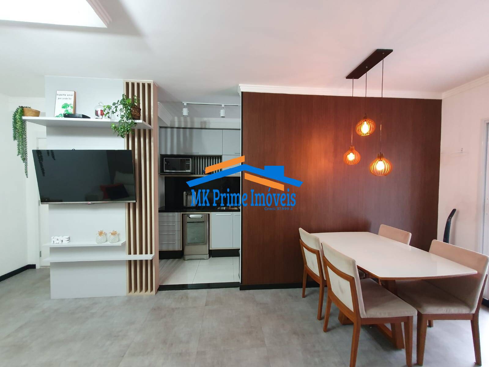 Apartamento à venda com 2 quartos, 83m² - Foto 1