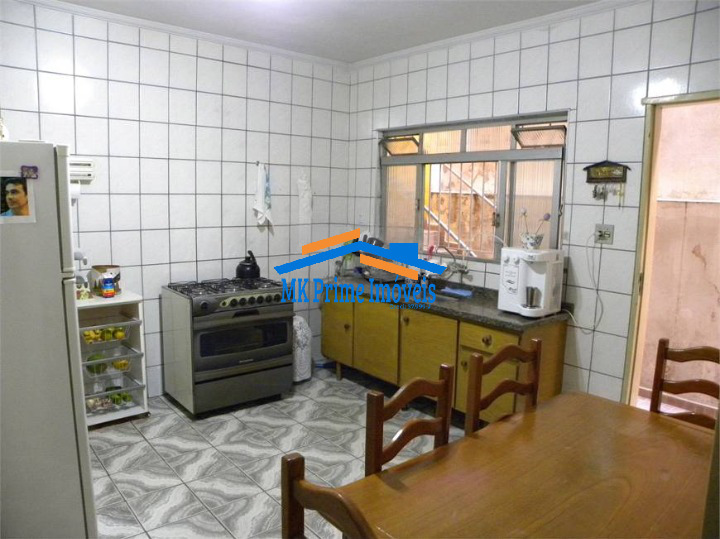 Sobrado à venda com 3 quartos, 220m² - Foto 13