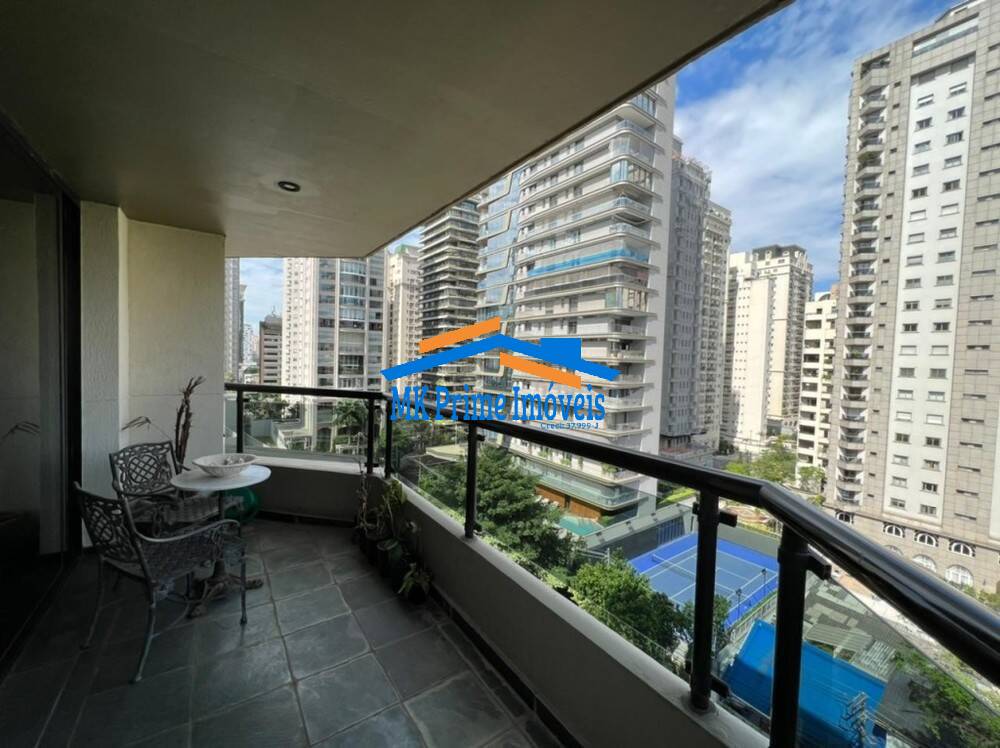 Apartamento à venda e aluguel com 4 quartos, 220m² - Foto 11