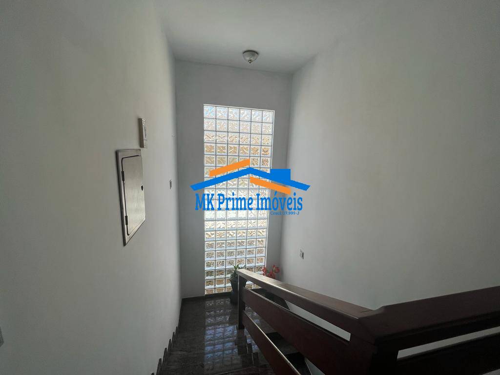 Casa de Condomínio à venda com 5 quartos, 450m² - Foto 32