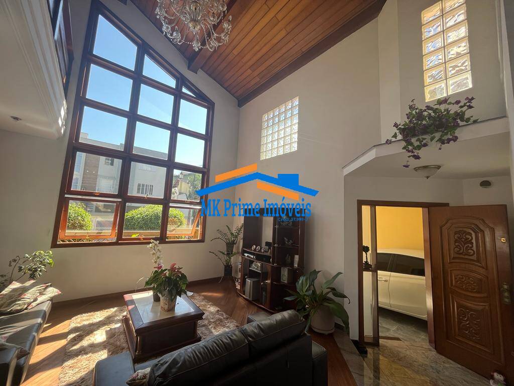 Casa de Condomínio à venda com 5 quartos, 450m² - Foto 2