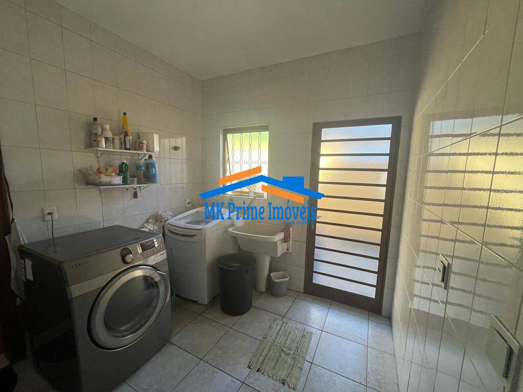 Casa de Condomínio à venda com 5 quartos, 450m² - Foto 19